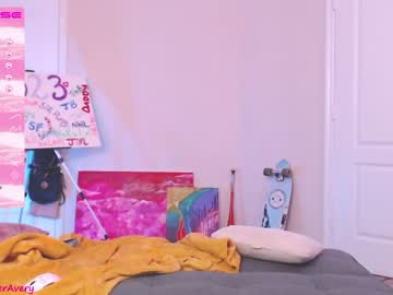 Naked cam girl petitebrat image #3580462