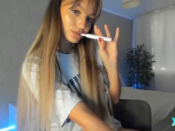 Naked cam girl xxx_leila image #2567198