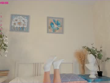 Naked cam girl cinacramby image #2888752