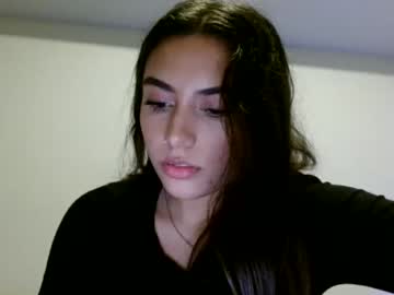 Naked cam girl breezy6908 image #3251897
