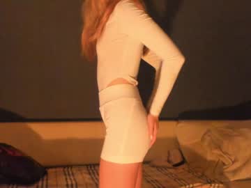 Naked cam girl linellali image #2977636