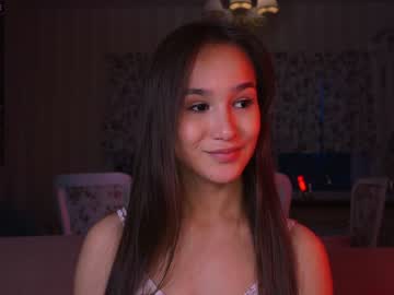 Naked cam girl amanda_krieg image #3936841