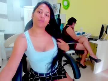 Naked cam couple bluebooxxx image #2552226