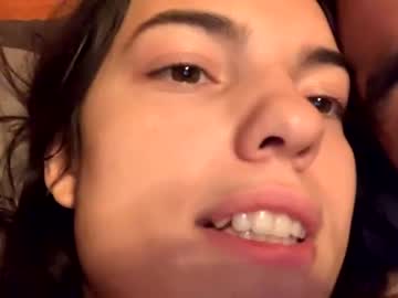hunnibabybee naked cam