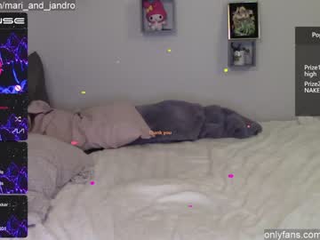 Naked cam girl mari_and_jandro image #1215606