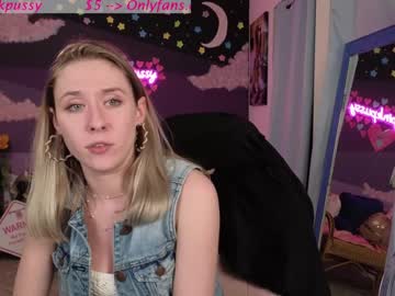 Naked cam girl pr3ttyp1nkpussy image #3882857