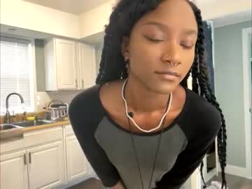 Naked cam girl zaelas image #3933880