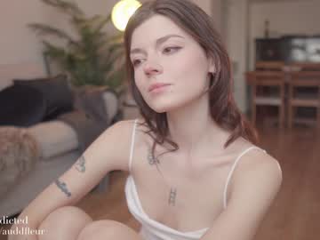 Naked cam girl auddicted image #2966120