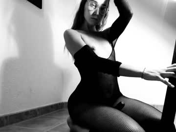 Naked cam girl olaya_del_mar image #36446