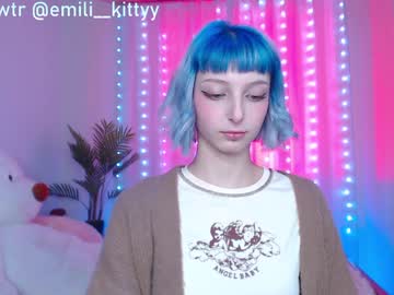 Naked cam girl lit1le_kitty_ image #692950