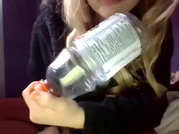 Naked cam girl hannahannaa image #2827260
