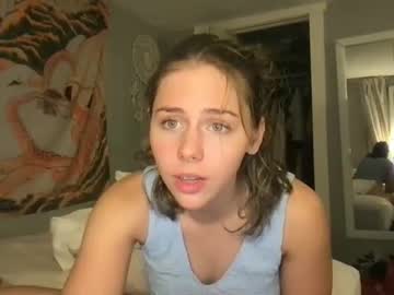 Naked cam girl mayaneu image #2413487