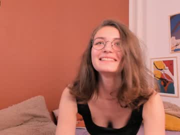 Naked cam girl snangel image #1919240