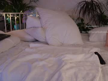 Naked cam girl _deepthroatgalactica image #1305184