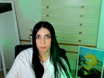 Naked cam girl emilie_shy image #4023521