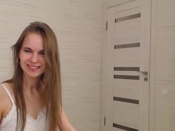 Naked cam girl olivia_nikolson image #1679755