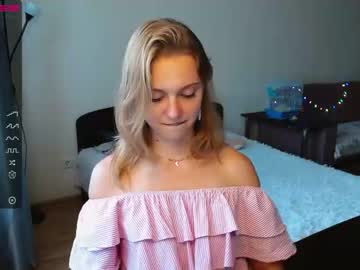 Naked cam girl shy_mirabel image #2660998