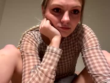 Naked cam girl madds2 image #3310378