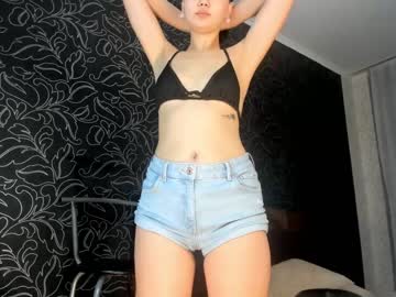Naked cam girl kare_maya image #2806662