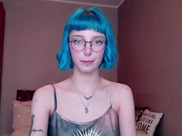 Naked cam girl lit1le_kitty_ image #849516