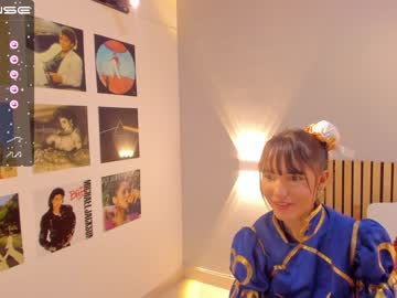 Naked cam girl little_effy18 image #3580816