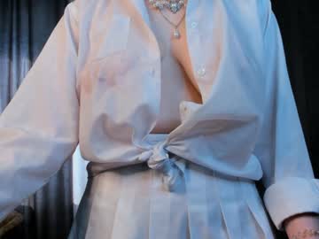 Naked cam girl maureenboustead image #4007603