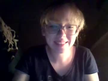 Naked cam girl blonde_katie image #3967537
