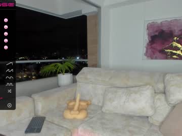 Naked cam girl swt_molly image #1652035