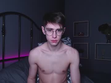 Naked cam man alfie_evanss image #1464096