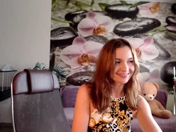 Naked cam girl jennycutey image #2364822