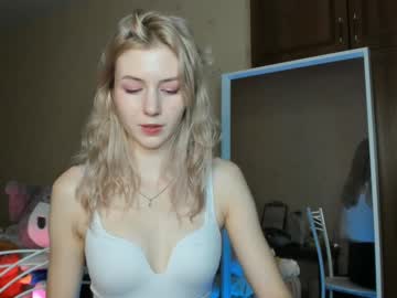 Naked cam girl shawty_girl_ image #4025282