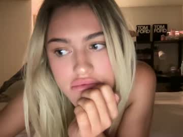 ellaxxrose naked cam