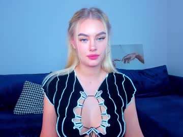 Naked cam girl 8a8y_nura image #2005858