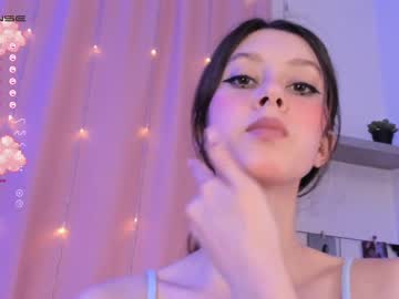 Naked cam girl alliesmiths image #2646382