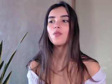 Naked cam girl nika_la image #2794180