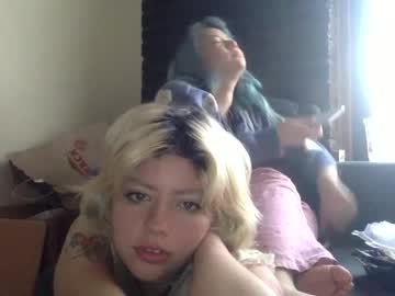 lexilovesyou212 naked cam