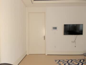 Naked cam girl mei_tin image #2879471