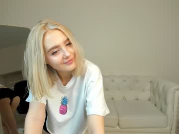 Naked cam girl oliviabr0wn image #3125302