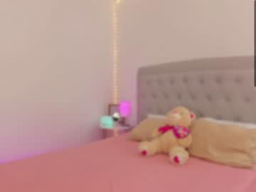 Naked cam girl mila_1 image #1985902