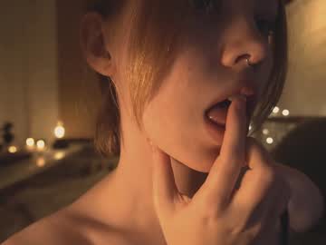 Naked cam girl bibi_it_is image #1895122