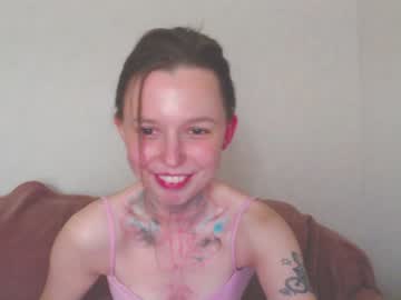iris_damour naked cam