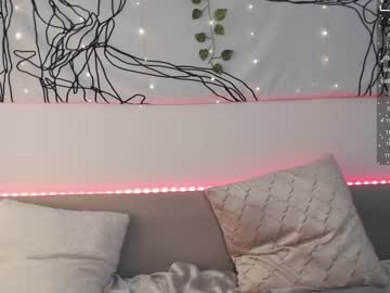 Naked cam girl tayasha image #3154940