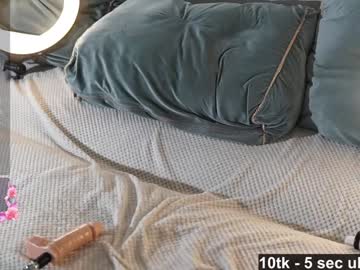 bugly_dugly naked cam