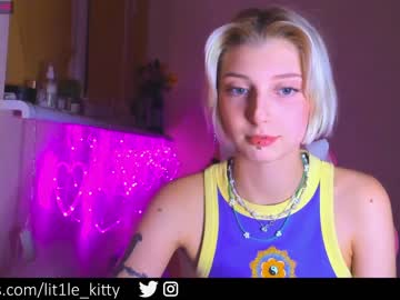 Naked cam girl lit1le_kitty_ image #3085873