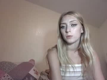 Naked cam couple hunnyy112 image #2054221