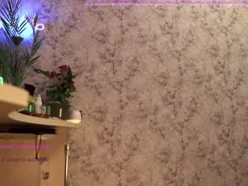 Naked cam girl kronniekray image #601057