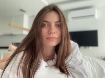 Naked cam girl kattyyy_catt image #4076220
