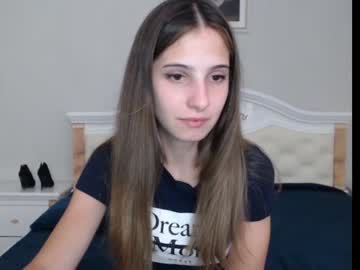 Naked cam girl nani_tati image #765109