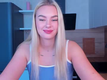 Naked cam girl 8a8y_nura image #201806