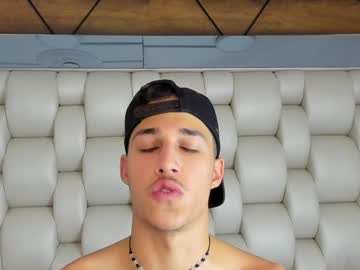 orionblaze69 naked cam